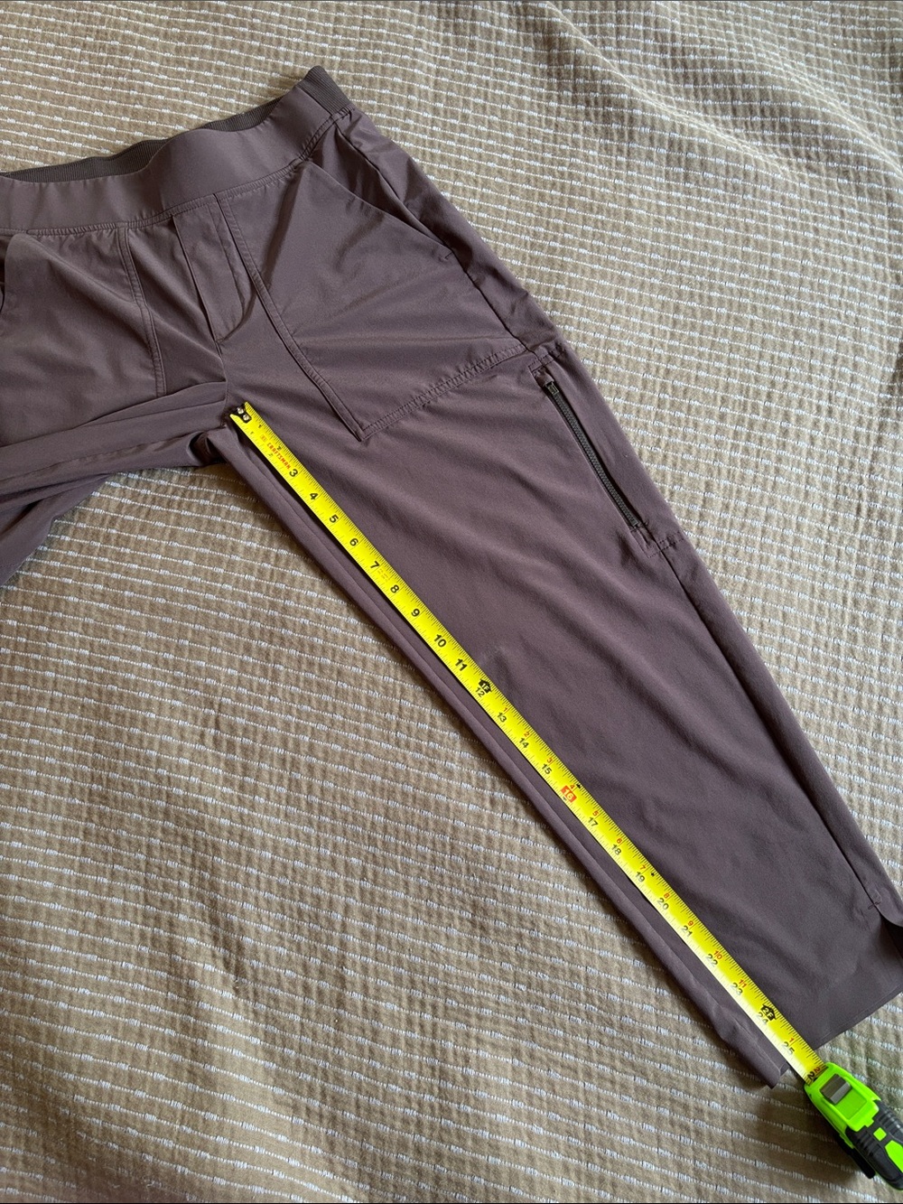 Athleta Brooklyn Mid Rise Ankle Utility Pant Mauve 6P - Picture 9 of 11